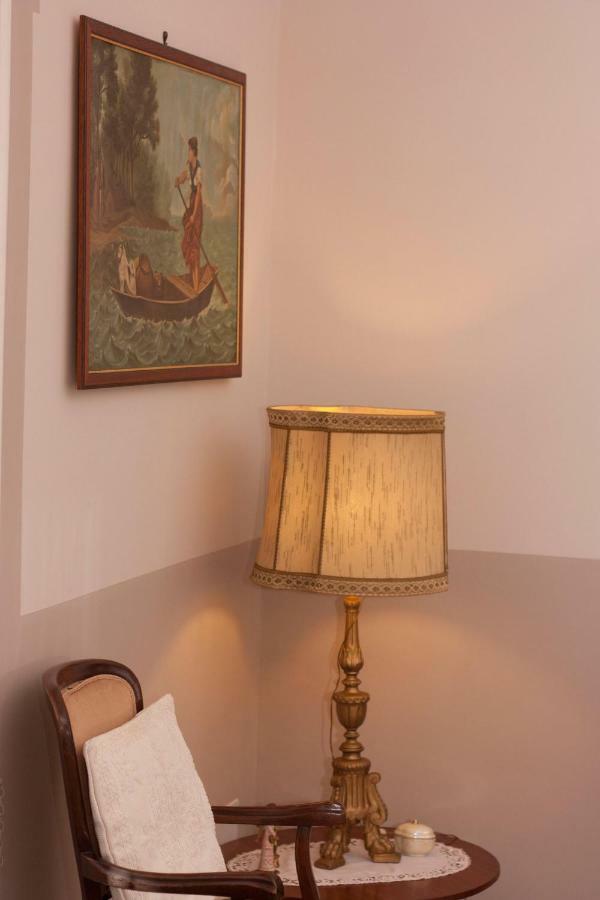 Il Punto A Maglie Hotel Bagian luar foto