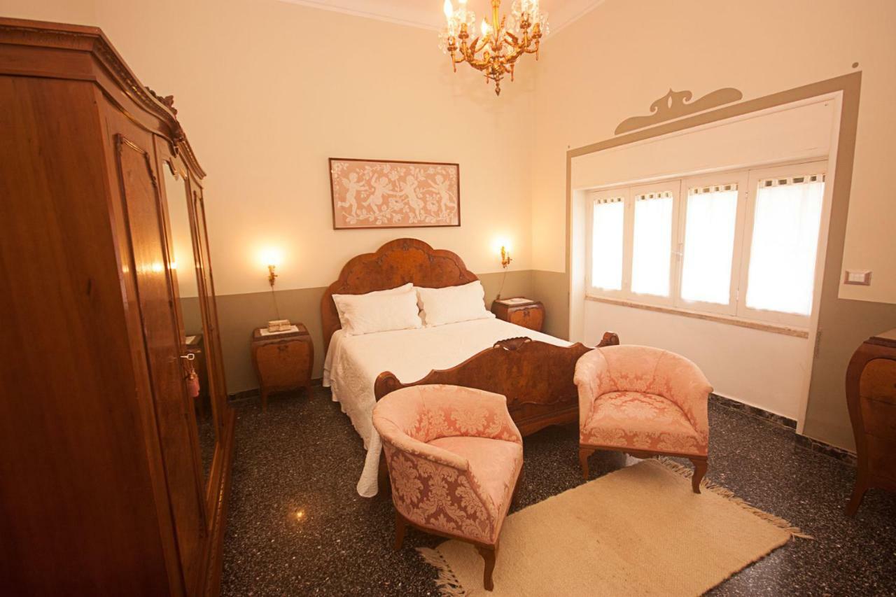 Il Punto A Maglie Hotel Bagian luar foto